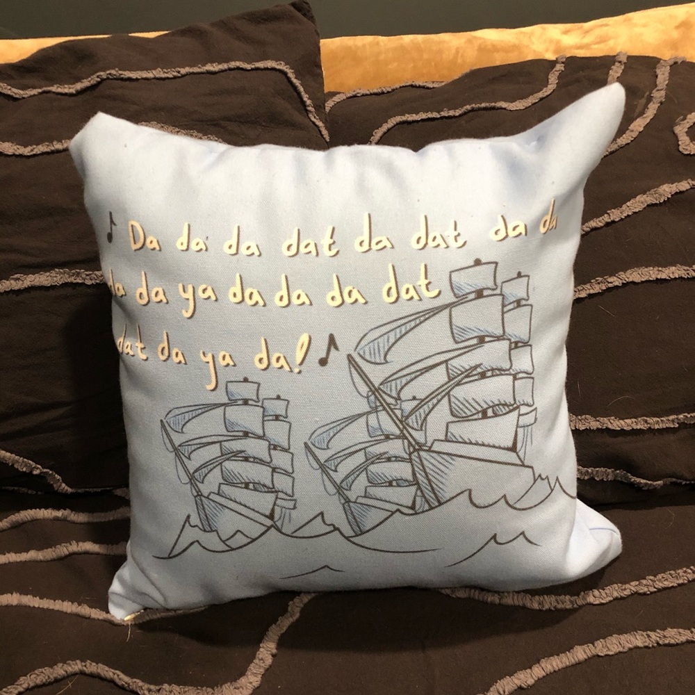 Hamilton pillow
